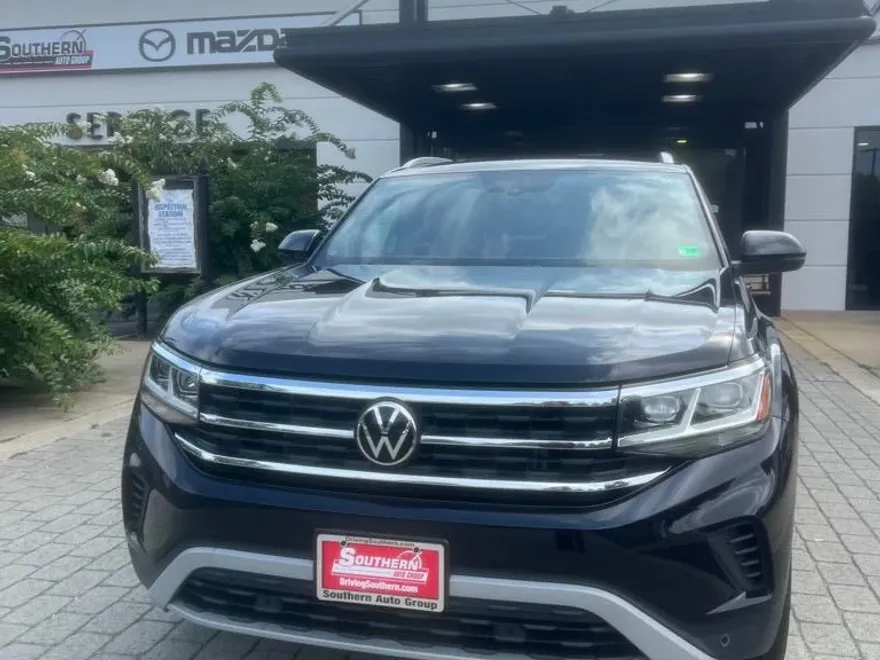 2020 Volkswagen Atlas Cross Sport SE Technology photo 1