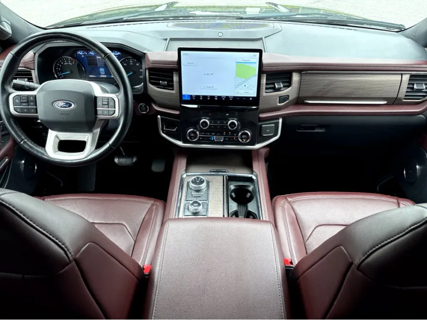 2022 Ford Expedition MAX Limited photo 1