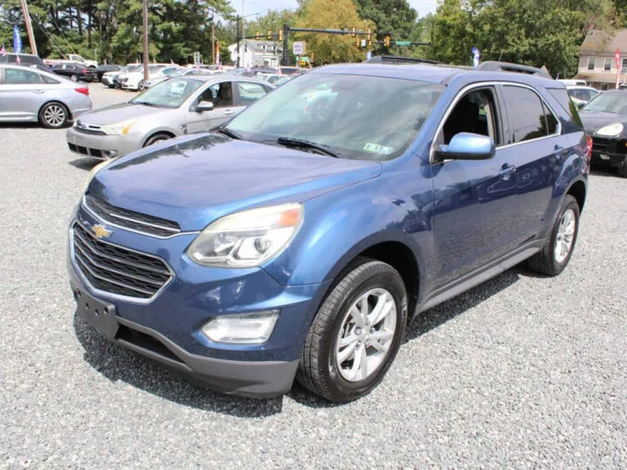 2016 Chevrolet Equinox LT photo 1