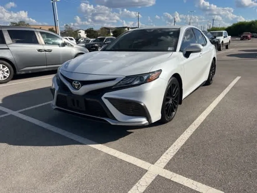 2021 Toyota Camry XSE photo 1