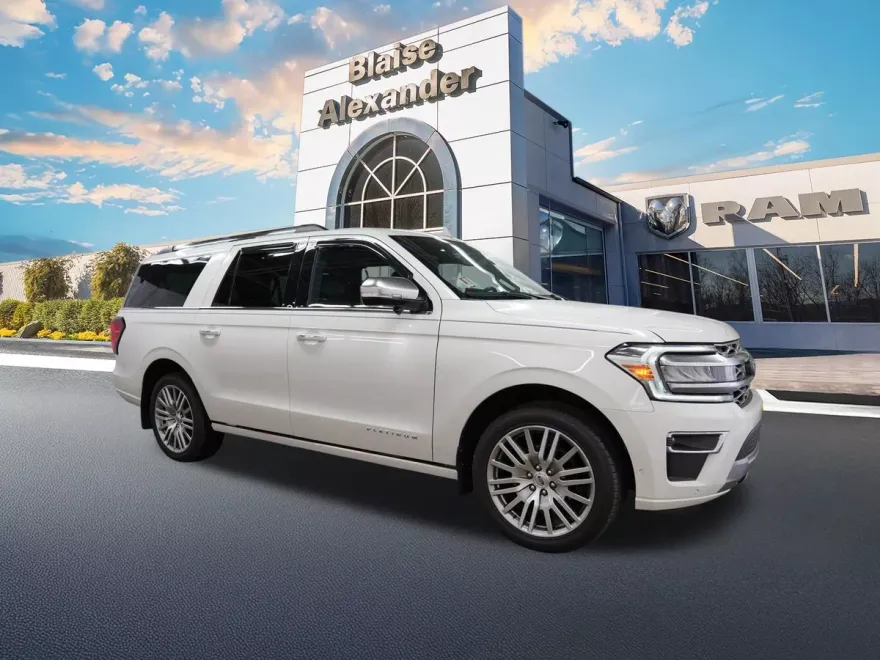2024 Ford Expedition MAX Platinum photo 1