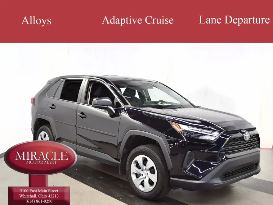 2023 Toyota RAV4 LE photo 1