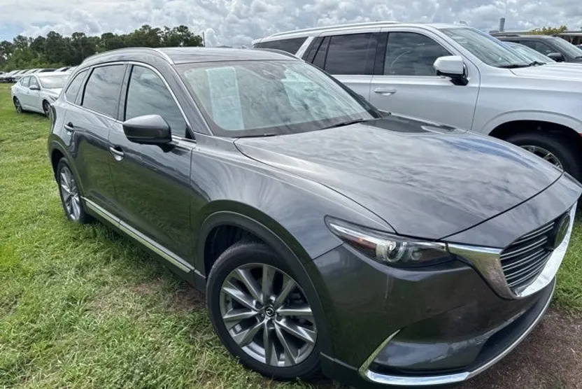 2022 Mazda CX-9 Grand Touring photo 1