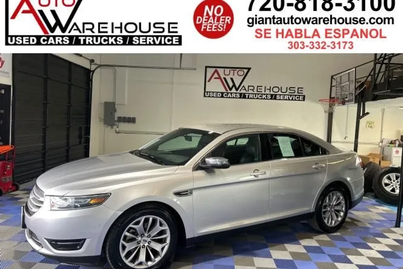 2016 Ford Taurus Limited photo 1