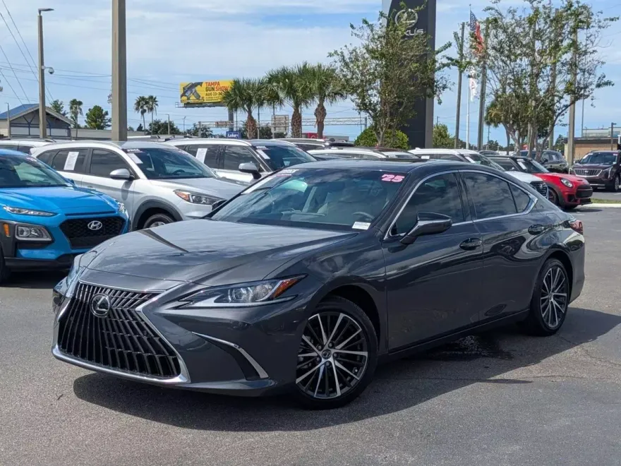 2025 Lexus ES 350 Base photo 1