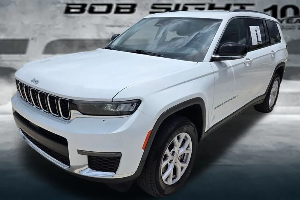 2022 Jeep Grand Cherokee Limited photo 1