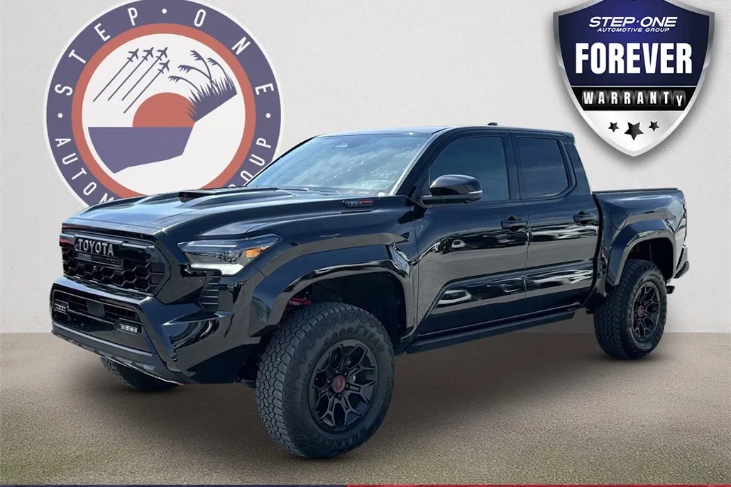 2025 Toyota Tacoma TRD Pro 4x4 photo 1