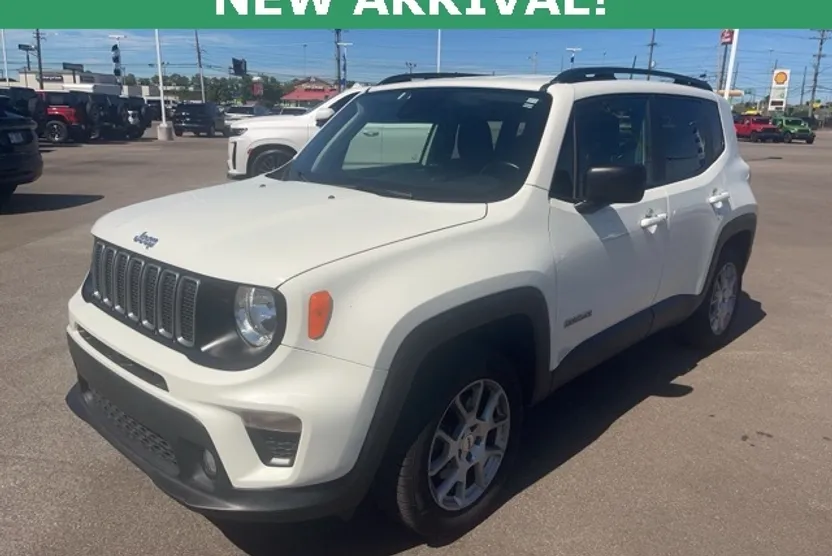 2022 Jeep Renegade Latitude photo 1