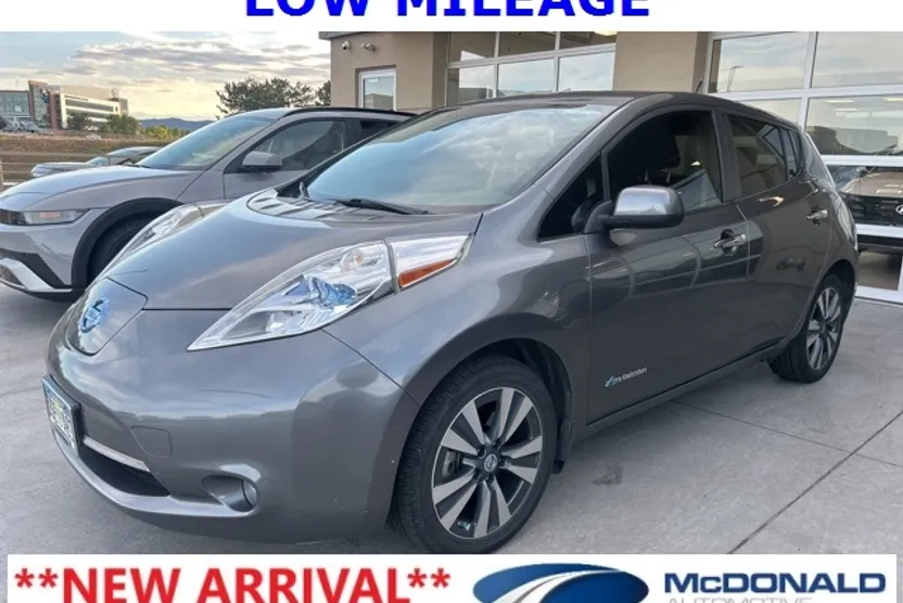 2014 Nissan Leaf SL photo 1