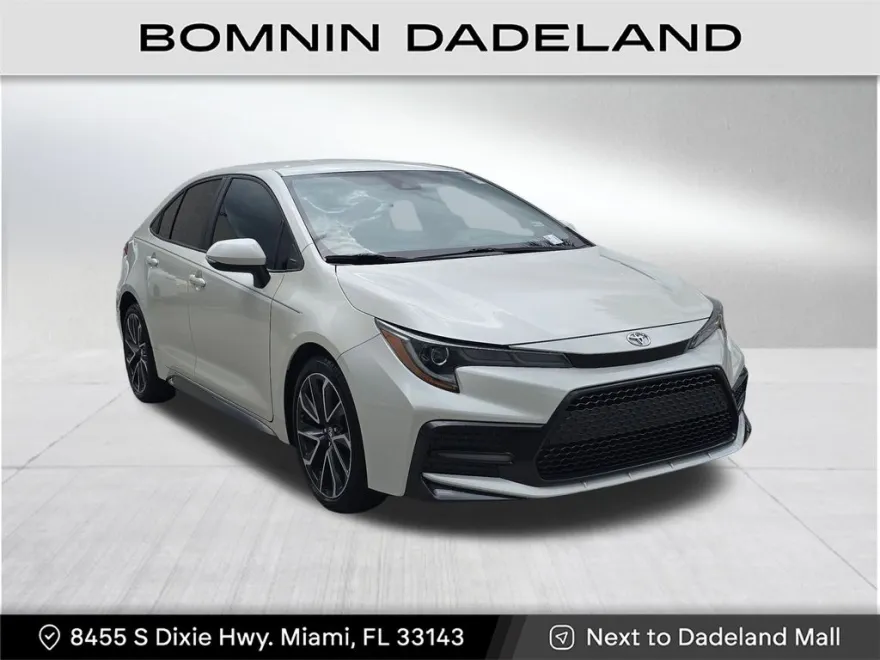2021 Toyota Corolla SE photo 1