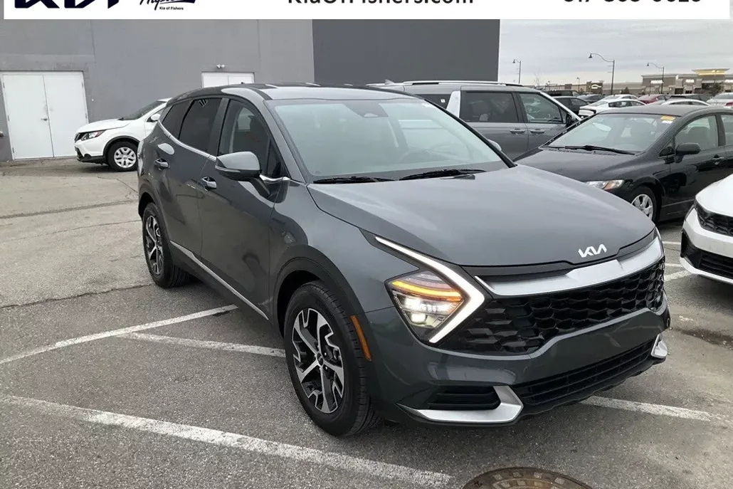 2025 Kia Sportage EX photo 1