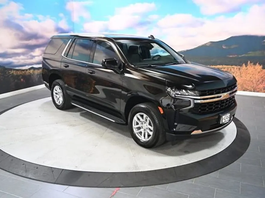 2023 Chevrolet Tahoe LS photo 1