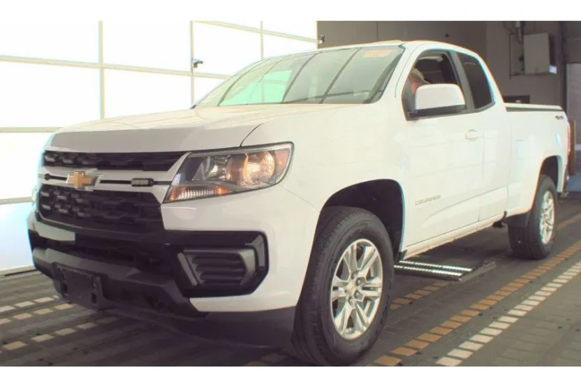2021 Chevrolet Colorado LT photo 1