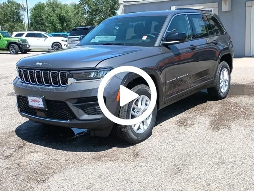 2025 Jeep Grand Cherokee Laredo X photo 1