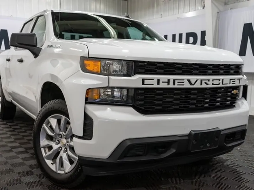2019 Chevrolet Silverado 1500 Custom photo 1