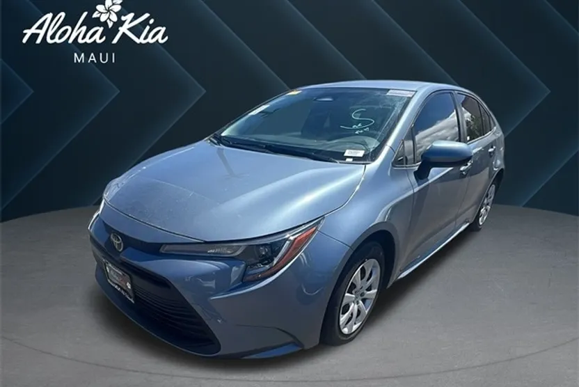 2023 Toyota Corolla LE photo 1