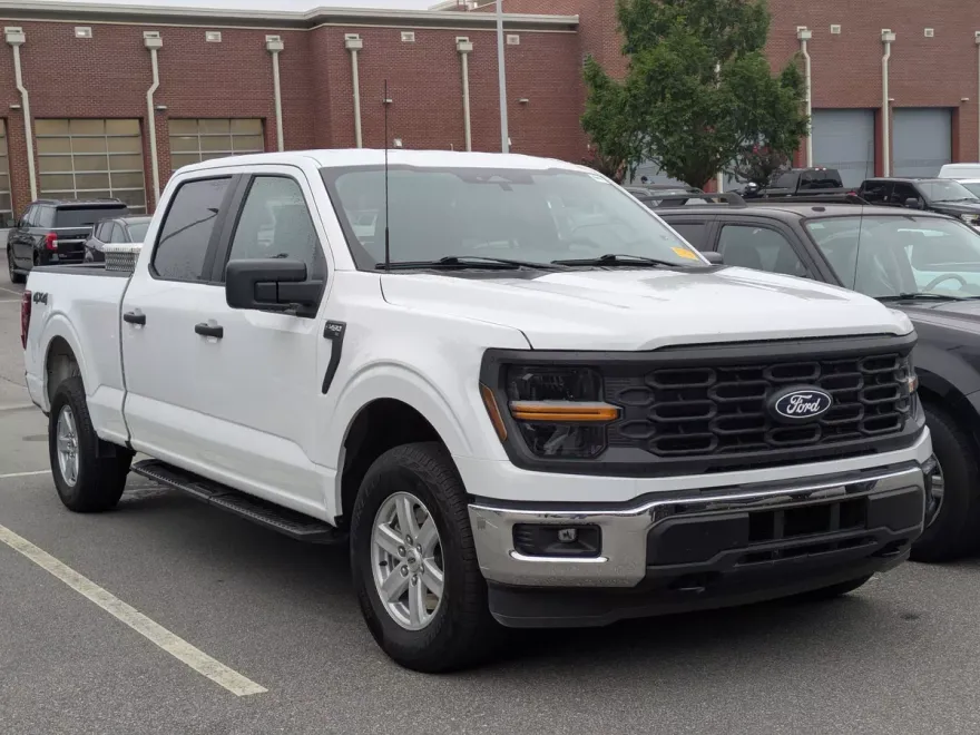 2024 Ford F-150 XL photo 1