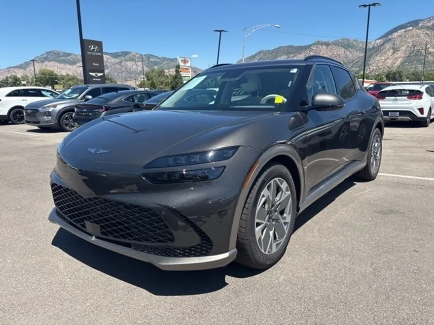 2024 Genesis GV60 RWD photo 1