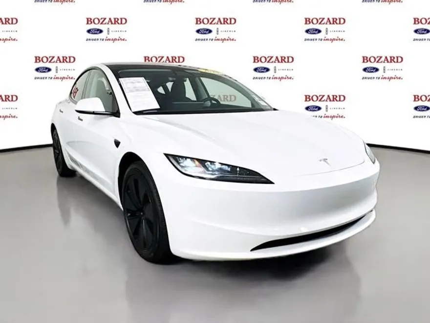 2025 Tesla Model 3 Long Range photo 1