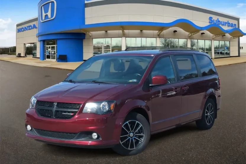 2019 Dodge Grand Caravan SE Plus photo 1