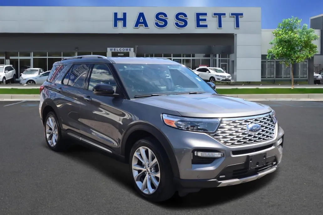 2022 Ford Explorer Platinum Hybrid photo 1