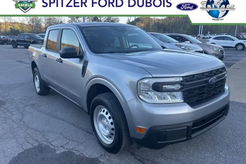 2022 Ford Maverick XL photo 1