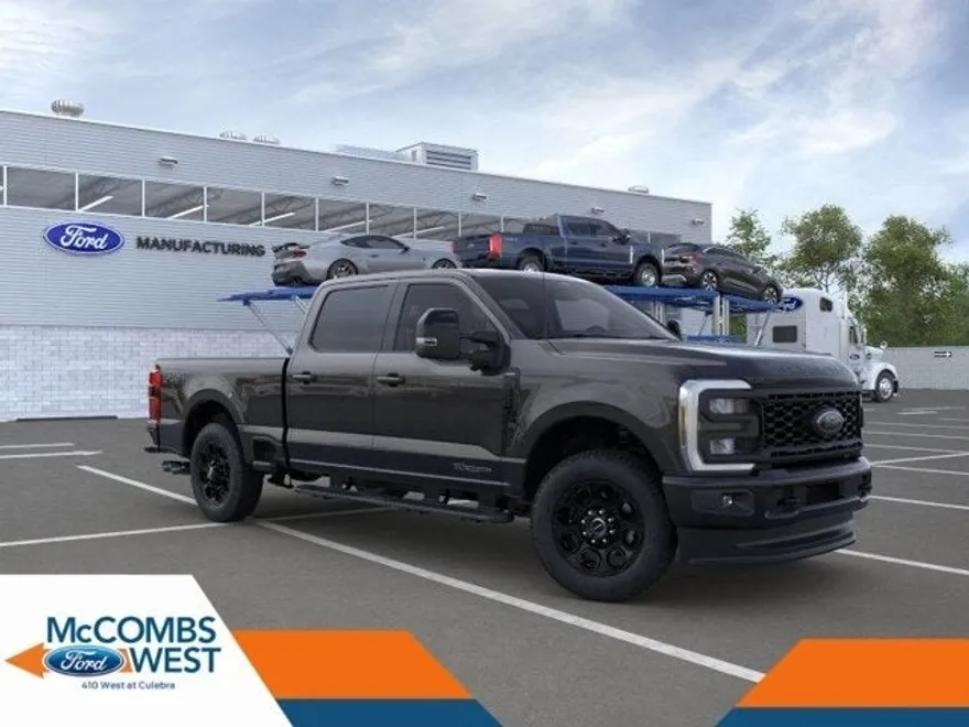 2025 Ford F-250 Lariat photo 1
