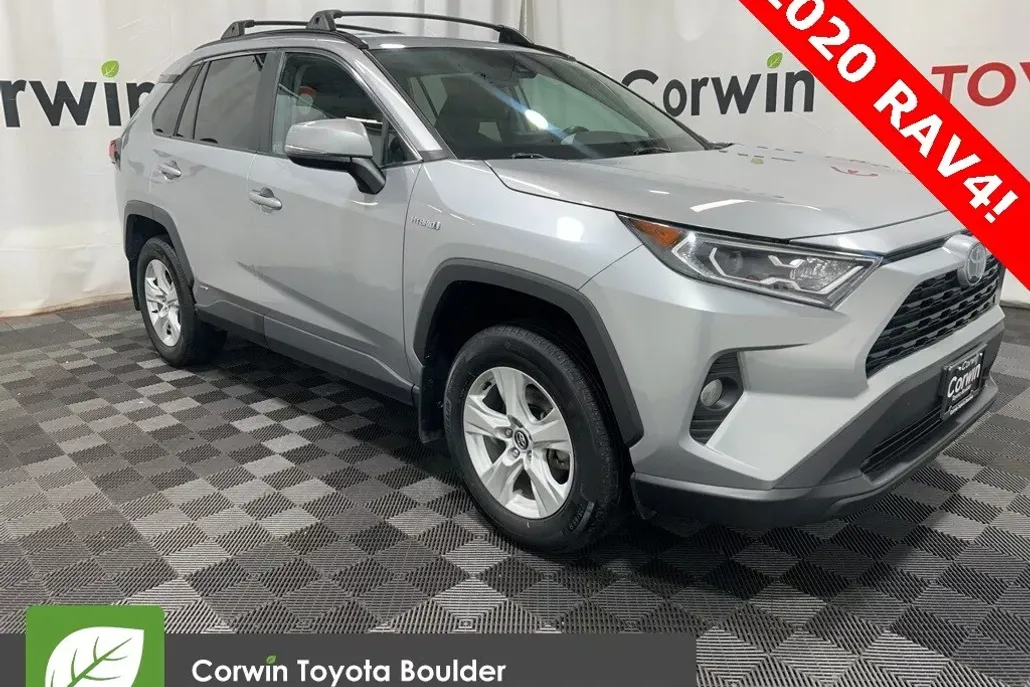 2020 Toyota RAV4 Hybrid XLE photo 1