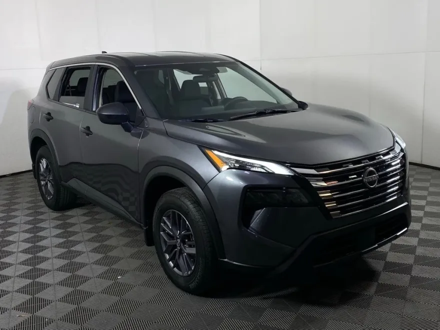 2025 Nissan Rogue S photo 1