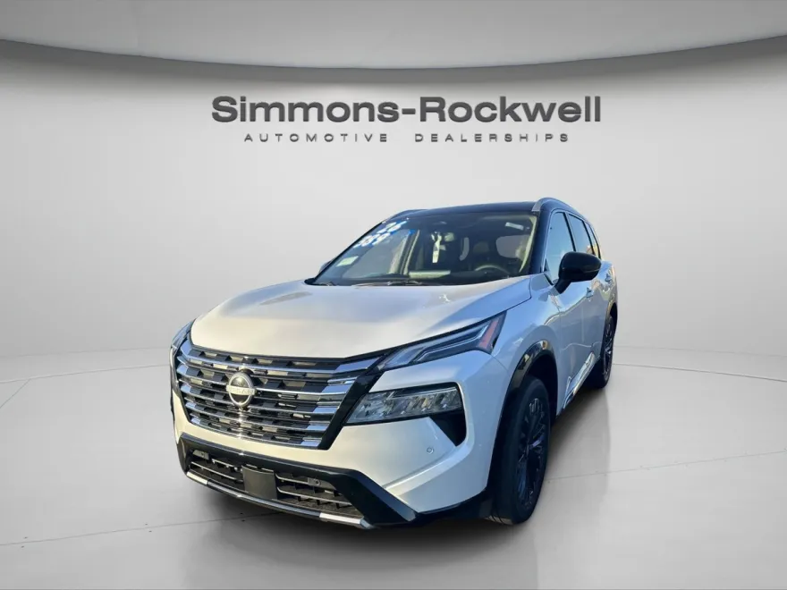 2026 Nissan Rogue Platinum photo 1