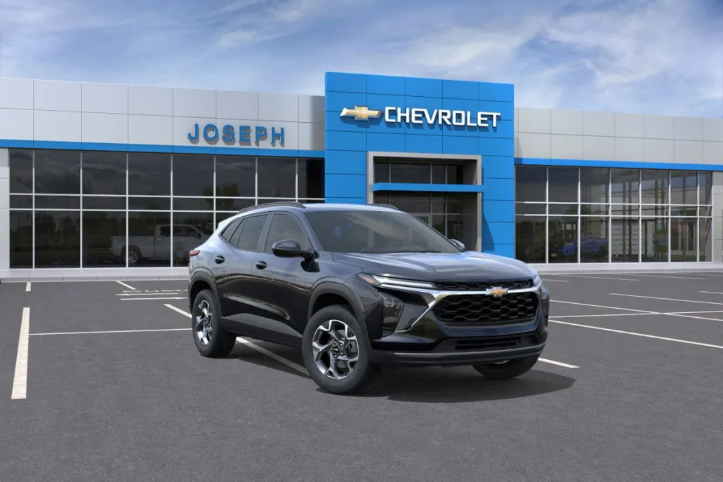 2026 Chevrolet Trax LT photo 1