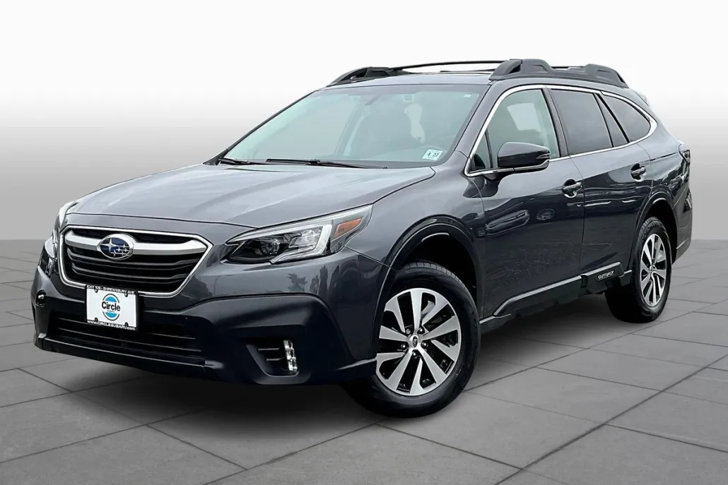 2022 Subaru Outback Premium photo 1