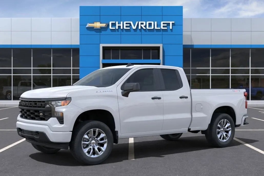 2025 Chevrolet Silverado 1500 Custom photo 1