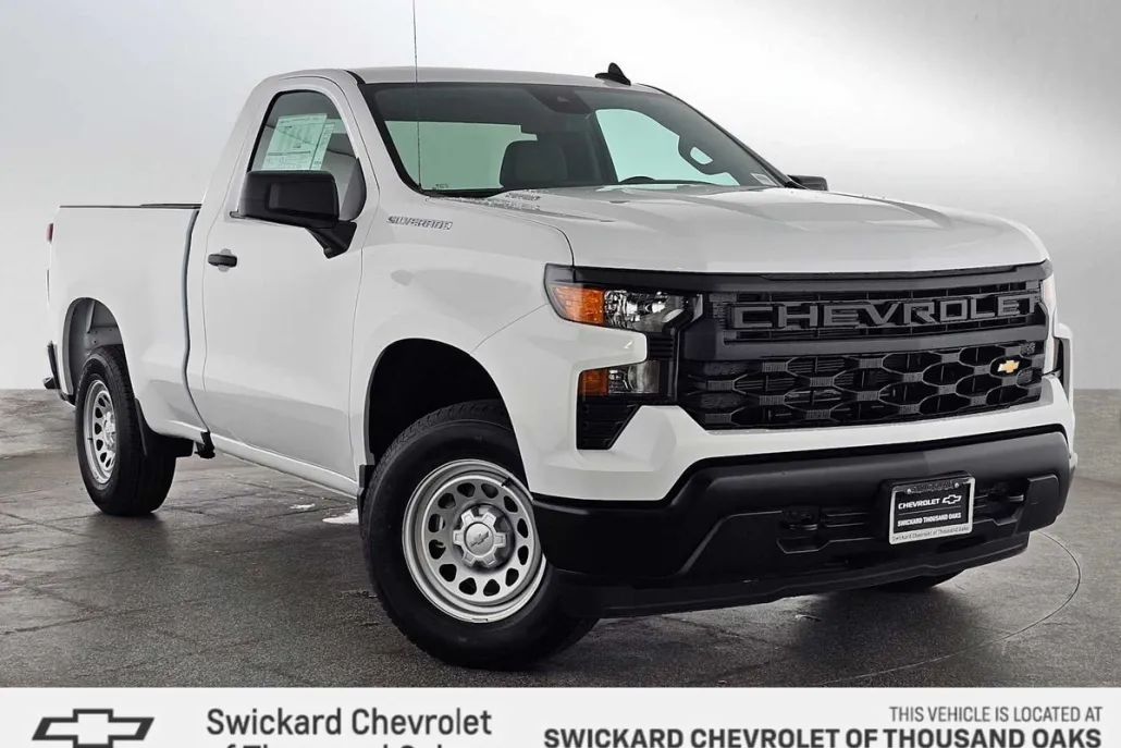2025 Chevrolet Silverado 1500 photo 1