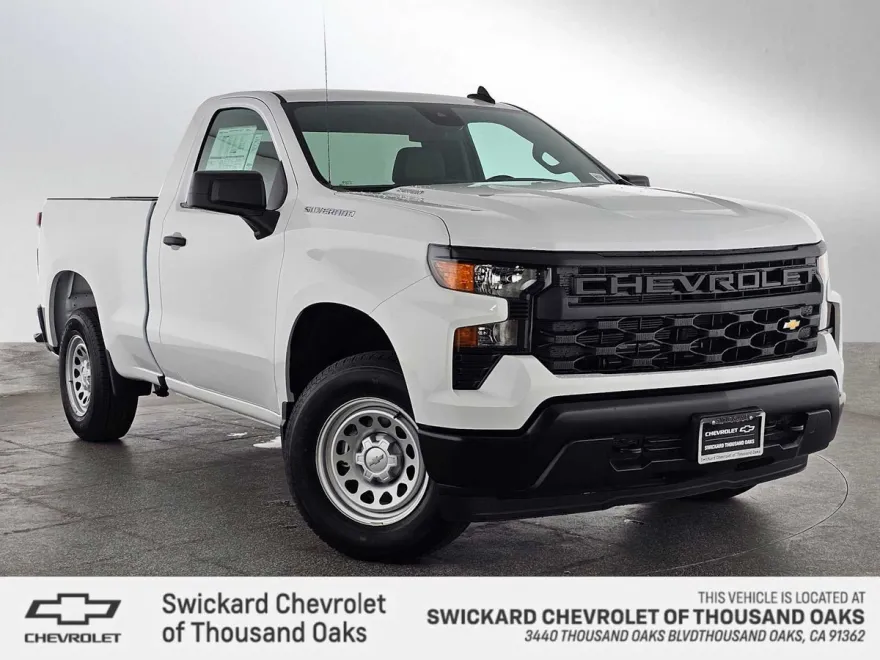 2025 Chevrolet Silverado 1500 photo 1