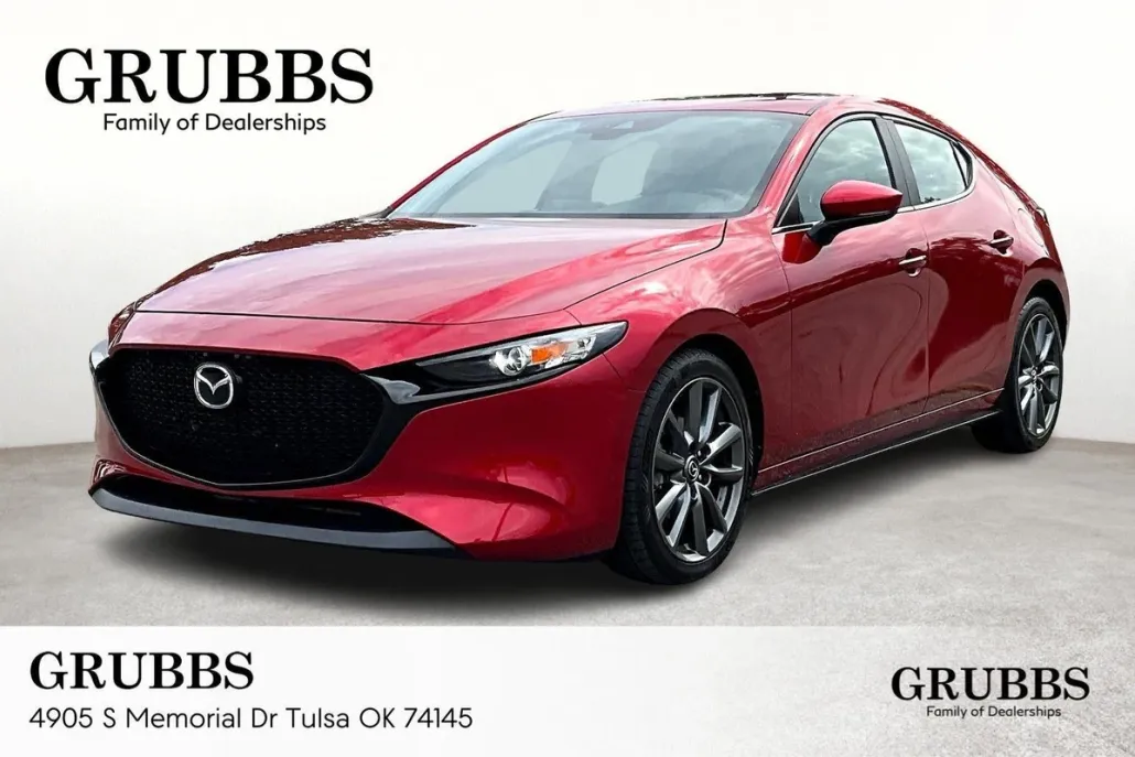 2021 Mazda Mazda3 Hatchback Preferred photo 1