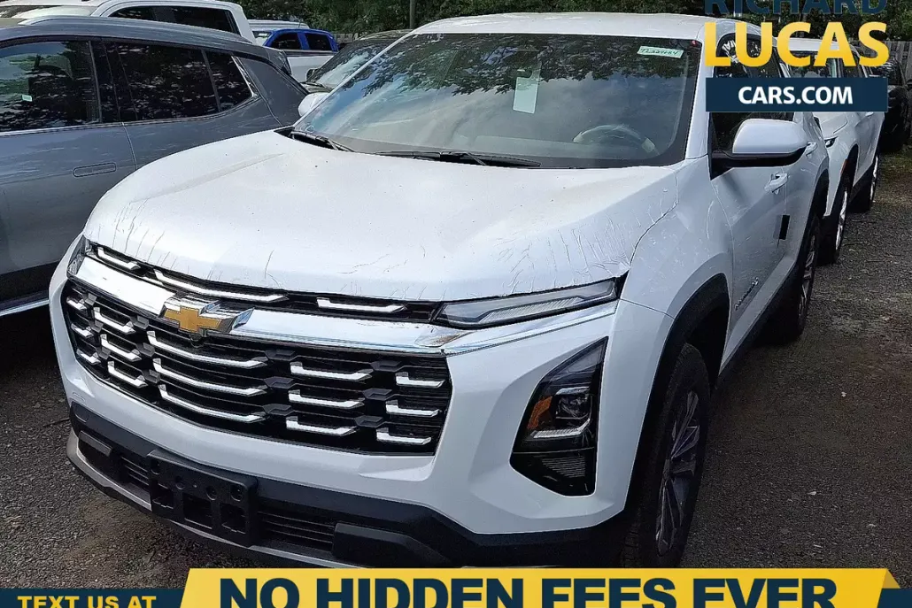 2026 Chevrolet Equinox LT photo 1