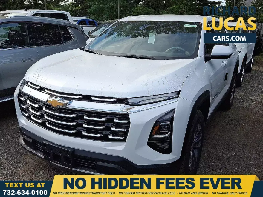 2026 Chevrolet Equinox LT photo 1