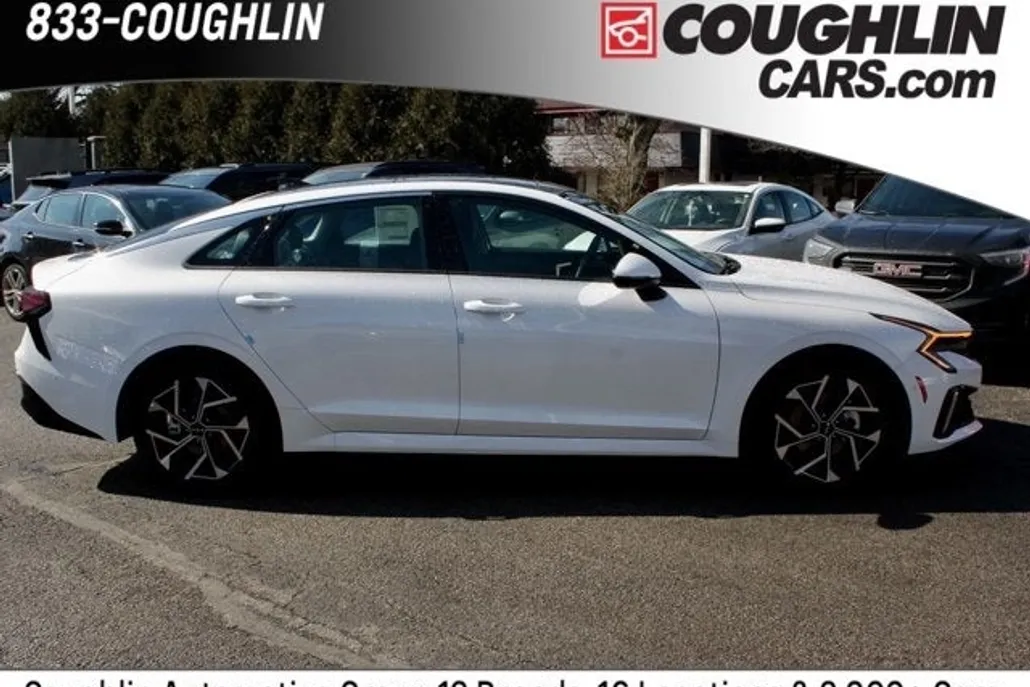 2025 Kia K5 EX photo 1