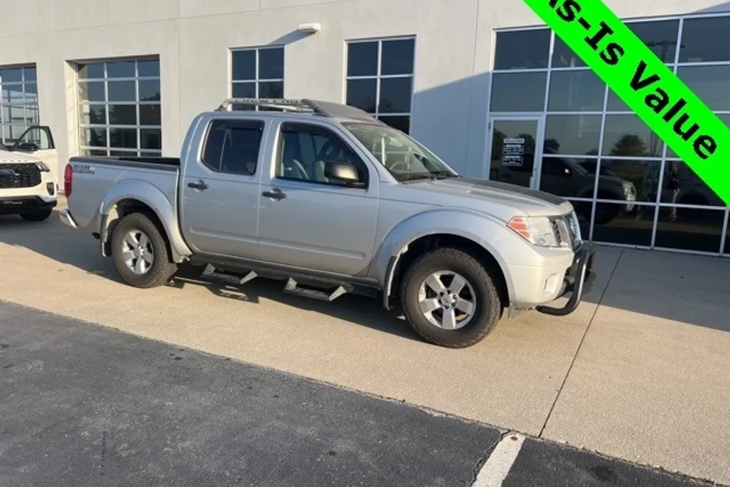 2013 Nissan Frontier SV photo 1