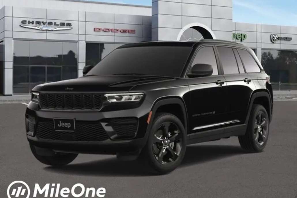 2025 Jeep Grand Cherokee Laredo photo 1