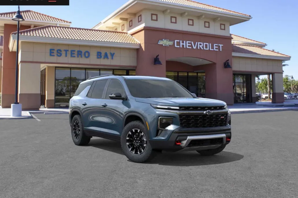 2026 Chevrolet Traverse Z71 photo 1