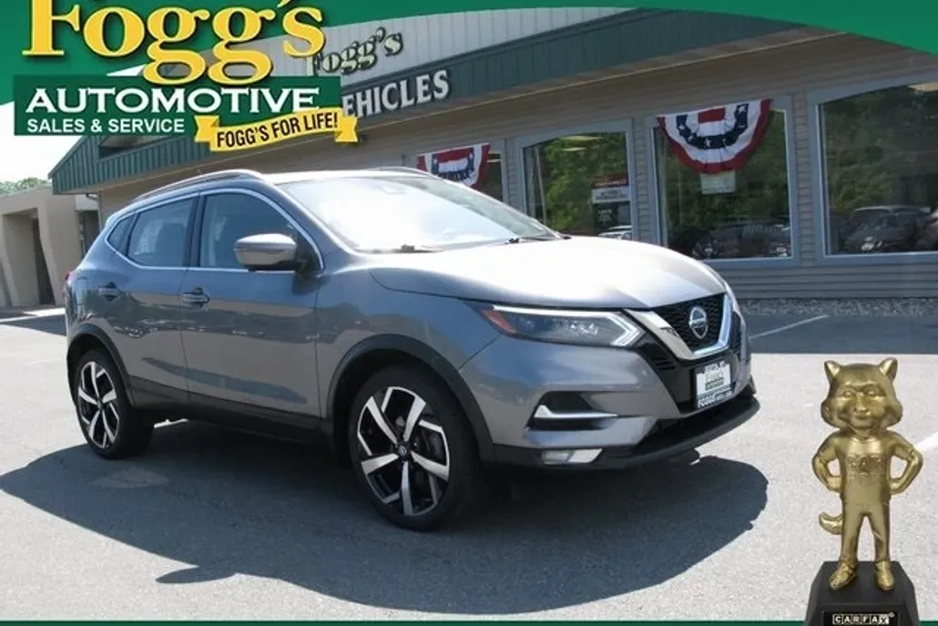 2022 Nissan Rogue Sport SL photo 1
