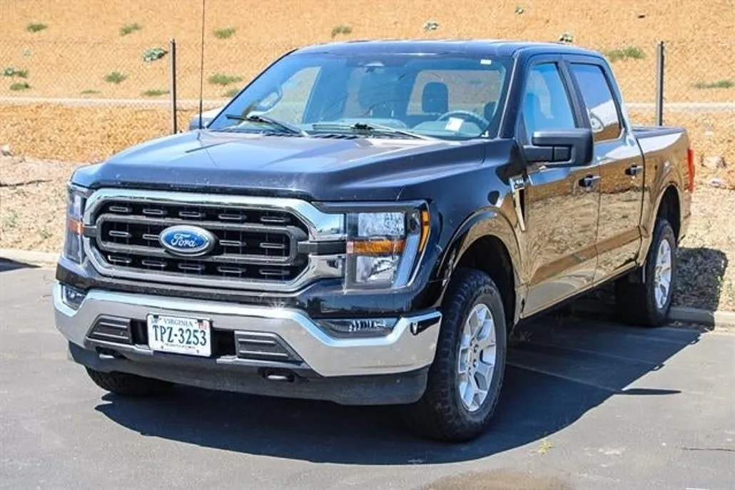 2023 Ford F-150 XLT photo 1