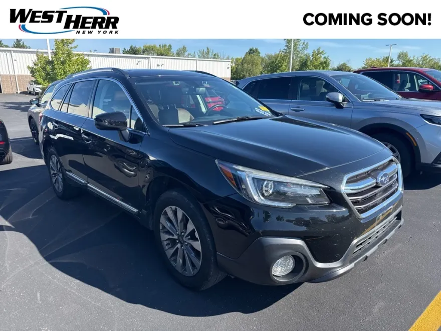 2018 Subaru Outback 3.6R Touring photo 1