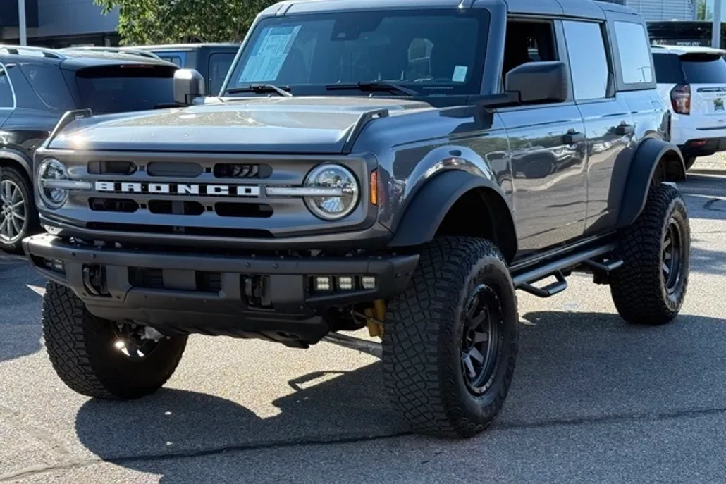 2023 Ford Bronco Big Bend photo 1