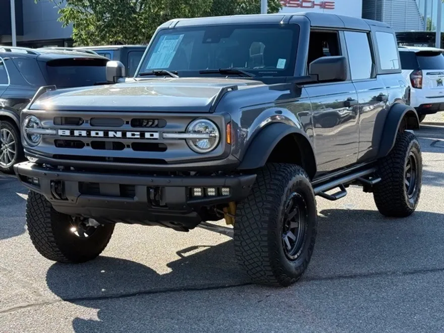 2023 Ford Bronco Big Bend photo 1