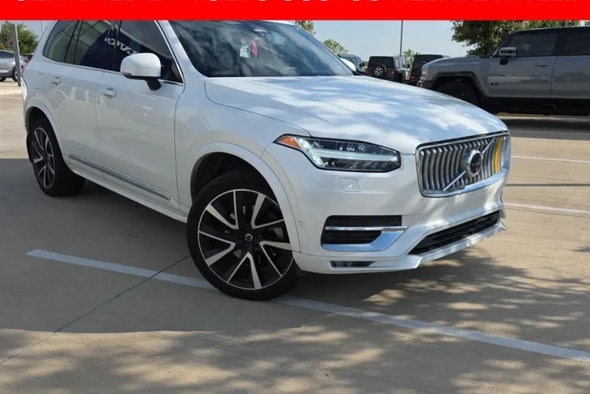 2023 Volvo XC90 Plus photo 1