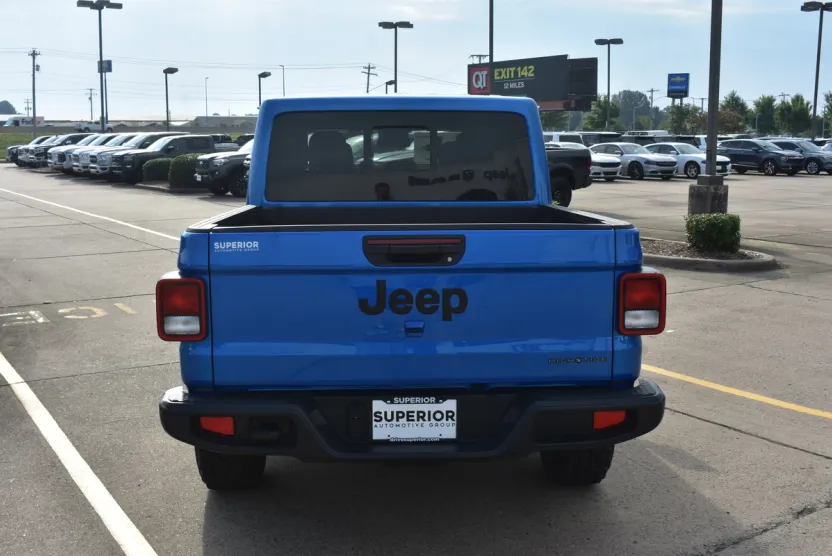 2025 Jeep Gladiator Sport photo 1