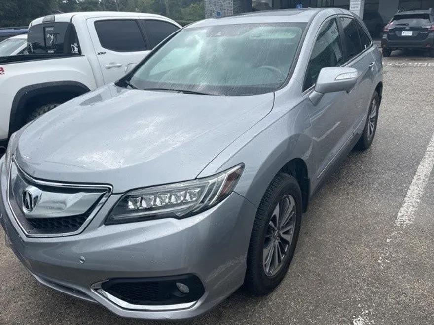 2017 Acura RDX Advance photo 1